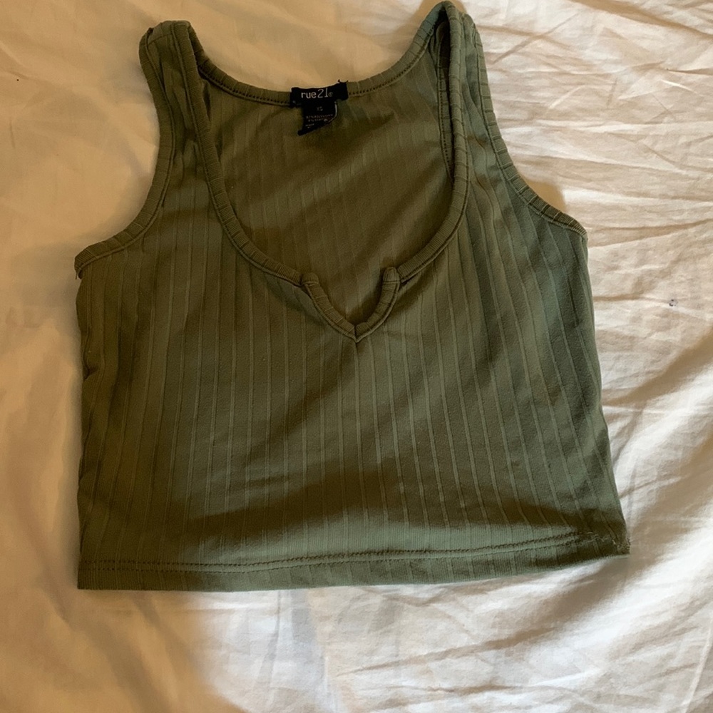 Rue 21 ribbed army green crop top